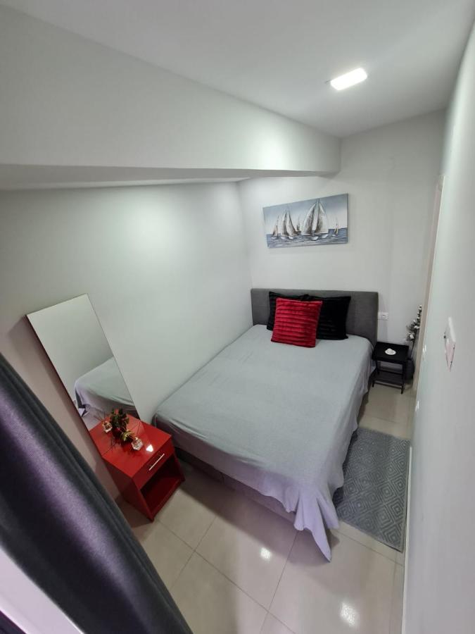 M & M Red Luxury Apartment Paralía Екстериор снимка